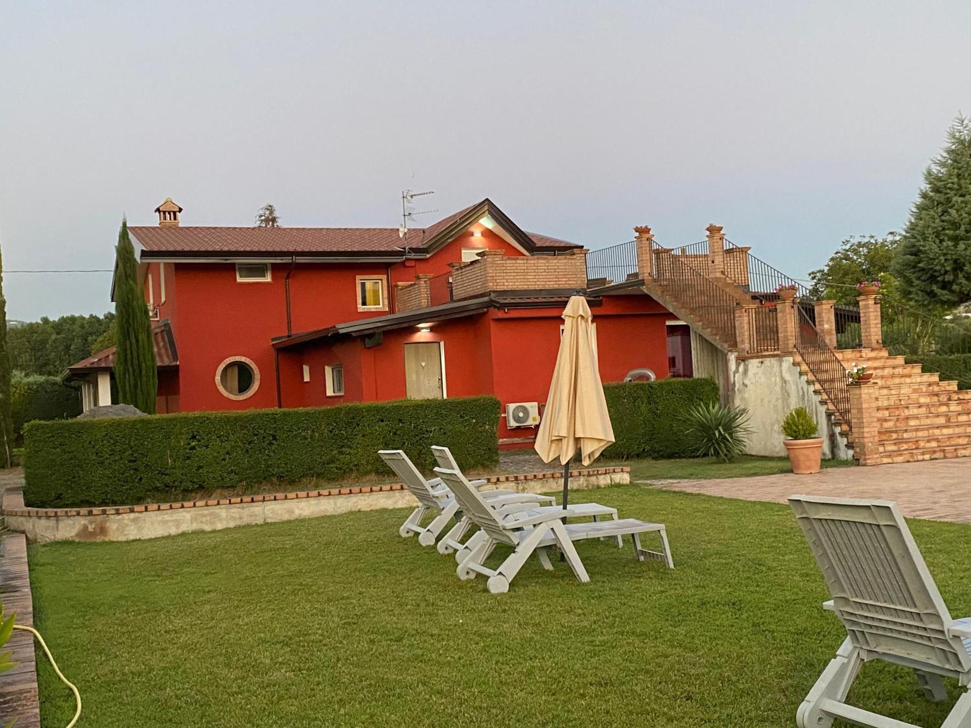 Villa Piero Bisignano Eksteriør billede